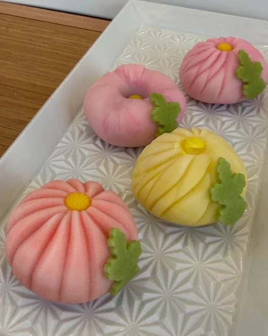 和菓子と抹茶の作成体験コース